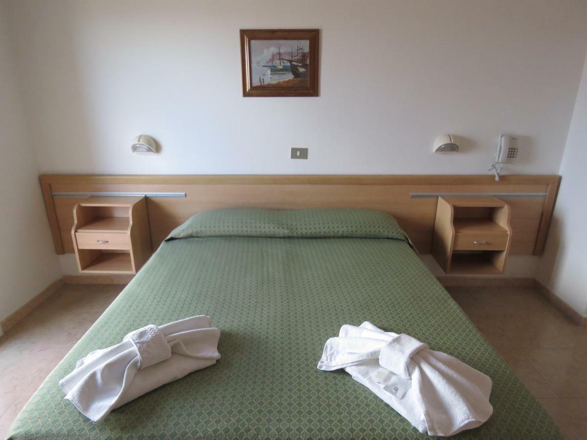 Hotel Cliff Rimini Zewnętrze zdjęcie