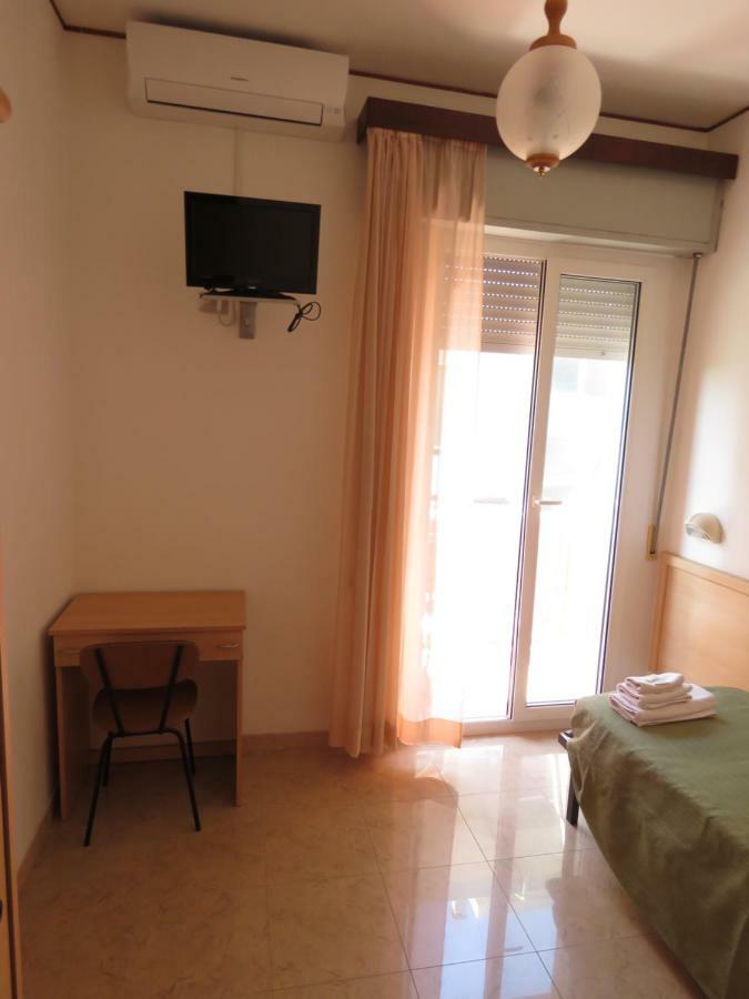 Hotel Cliff Rimini Zewnętrze zdjęcie