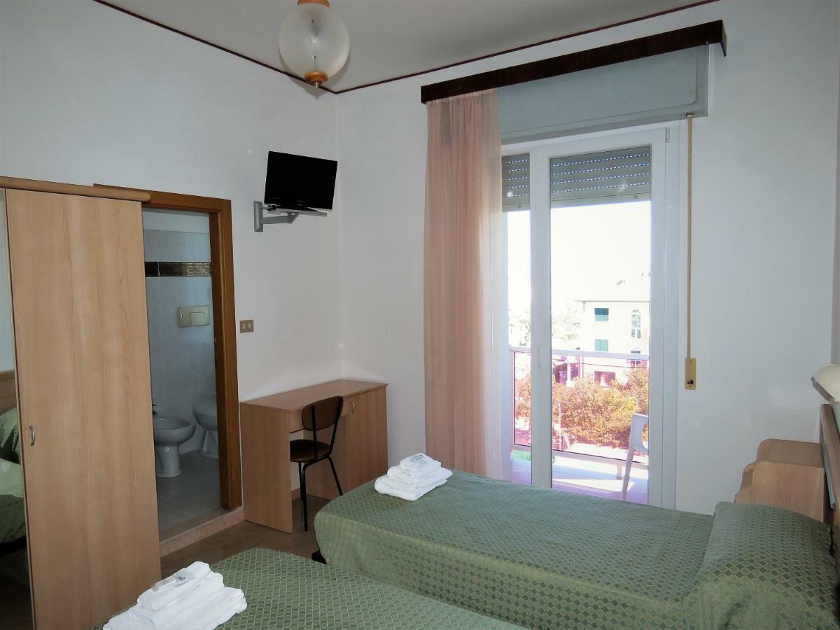 Hotel Cliff Rimini Zewnętrze zdjęcie