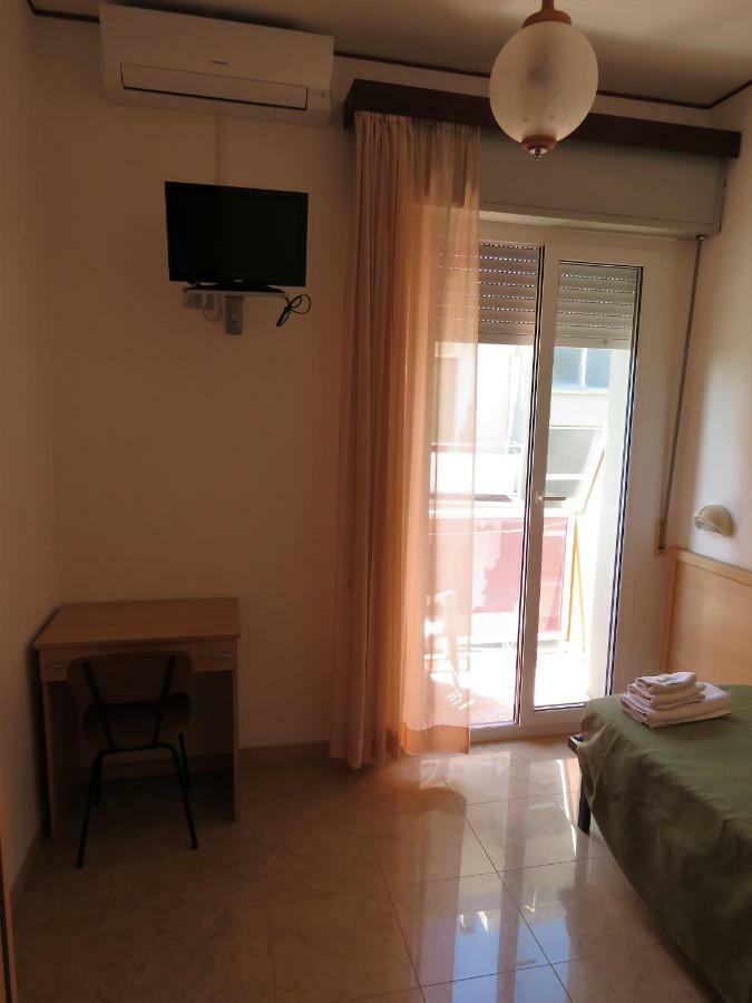 Hotel Cliff Rimini Zewnętrze zdjęcie